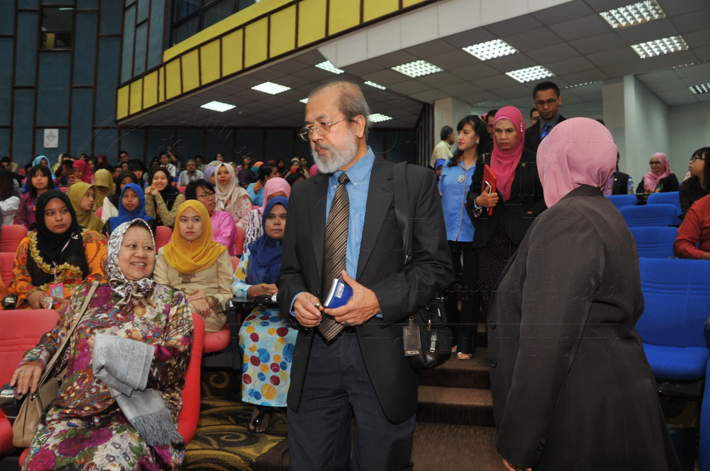 PRO15 151 ADVOKASI HAS 7146